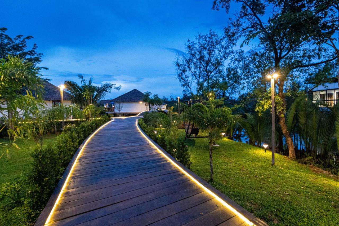 Good Time Relax Resort Kampot Exteriör bild