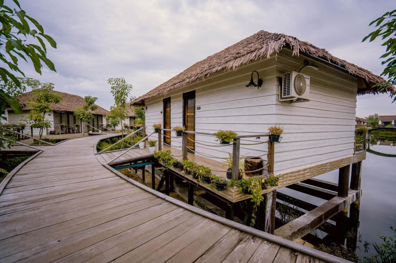 Good Time Relax Resort Kampot Exteriör bild