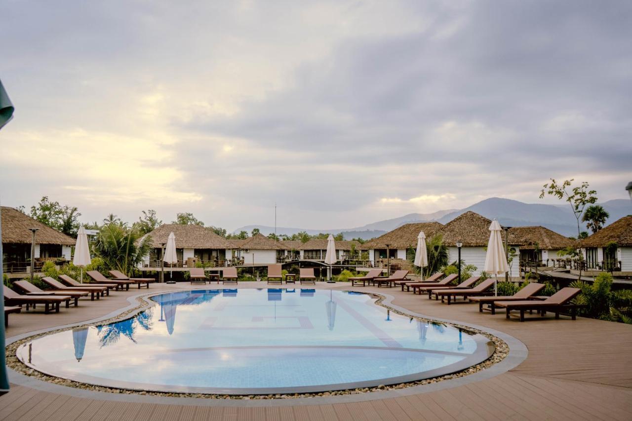 Good Time Relax Resort Kampot Exteriör bild