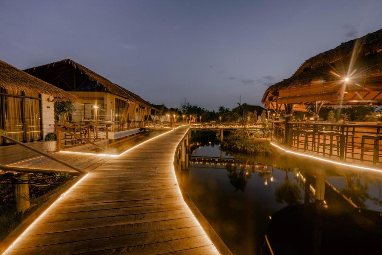 Good Time Relax Resort Kampot Exteriör bild